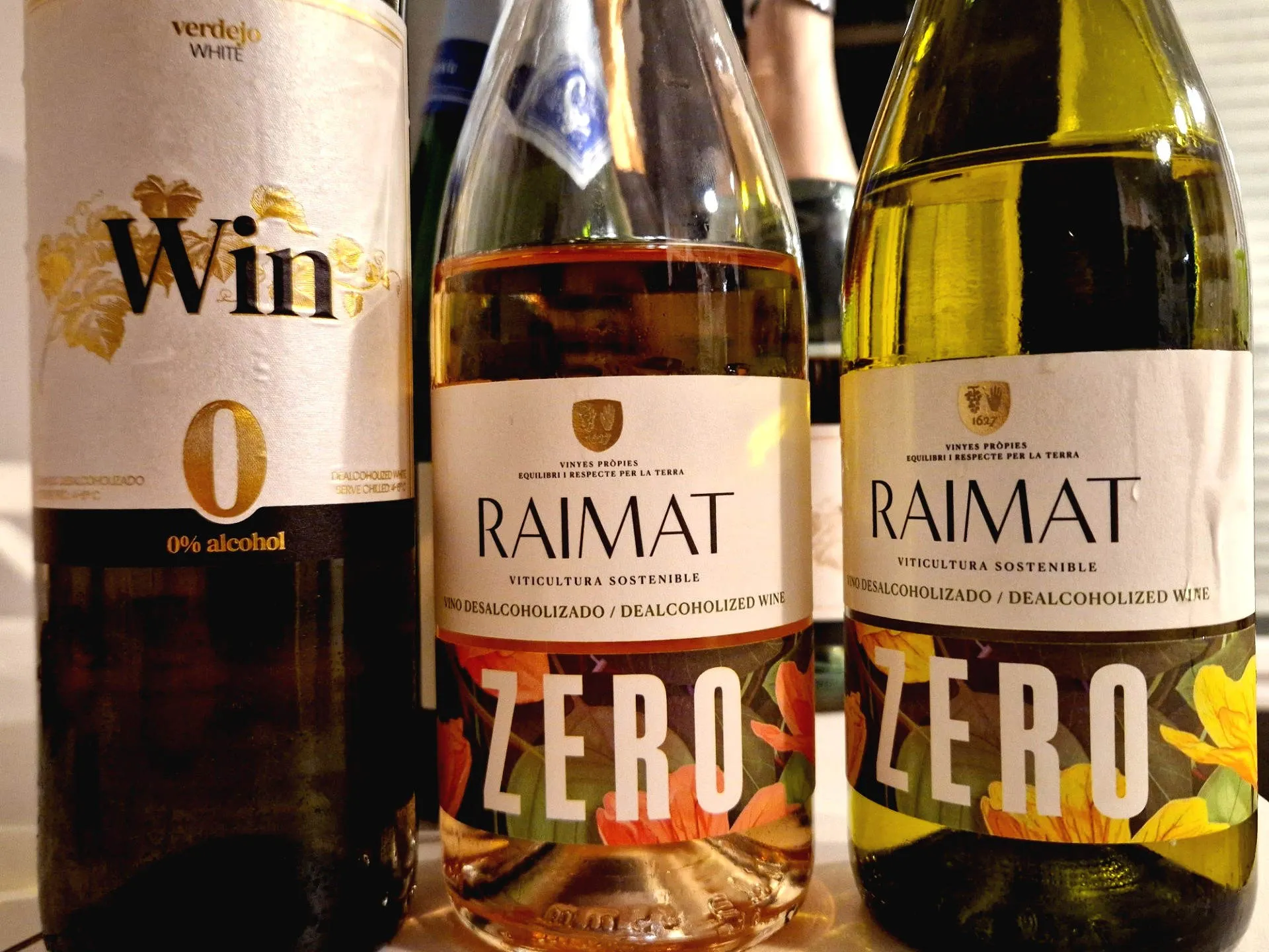 3 Flaschen Wein ohne Alkohol