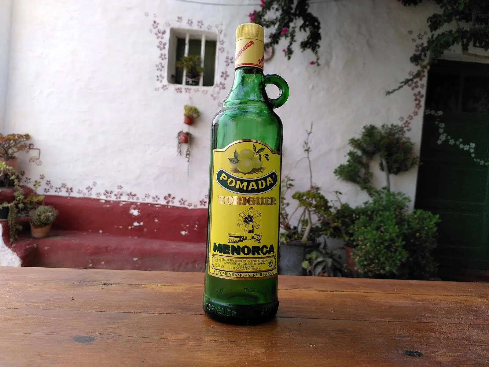 Pomada Gin aus Menorca